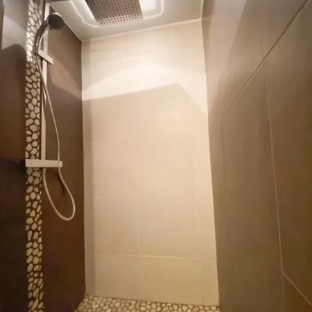 Villa 4 Chambres Avec Piscine Et Vue Mer Antibes